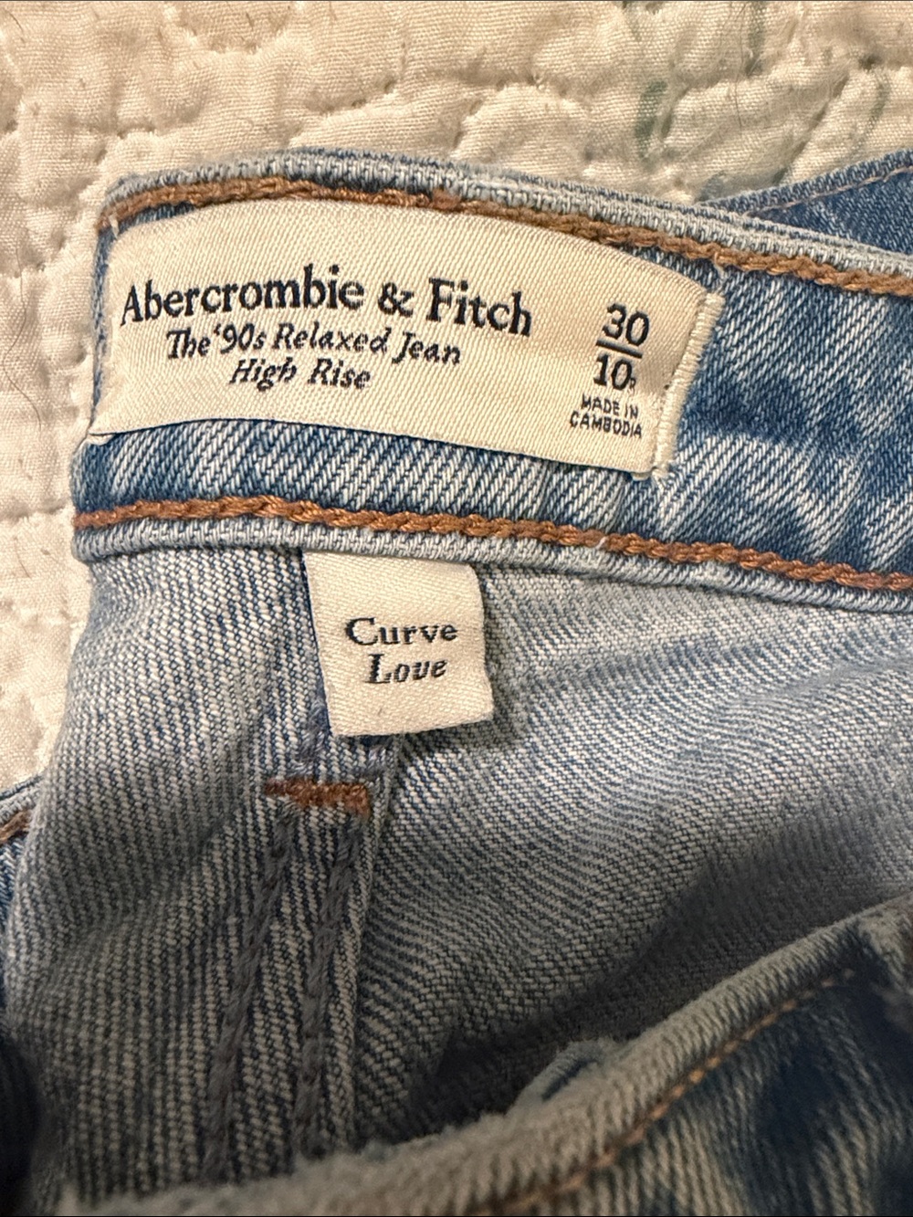 Low Rise 90s  Relaxed Jean-Curve Love cut EUC